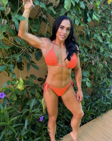You Will Be Amazed By The Awesome Physique Of Vanessa Arizona